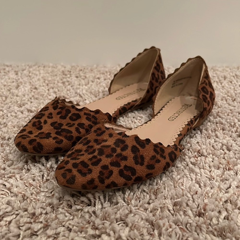 Cheetah ballet flats with pointy toe